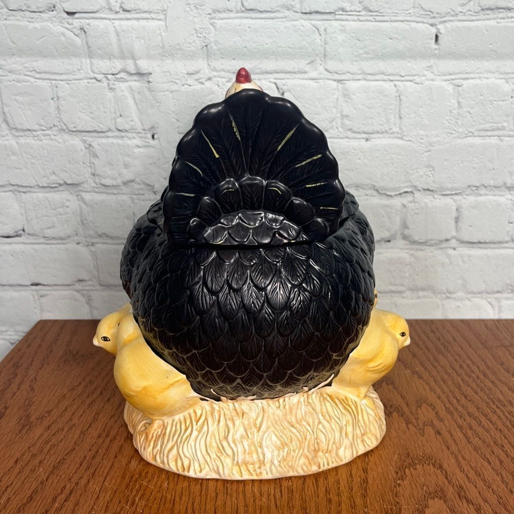 Vintage Sakura Warren Kimble Hen & Chicks Chicken Cookie Jar - Picture 2 of 7